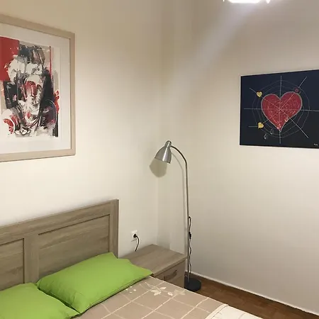아파트 Art House In 아테네